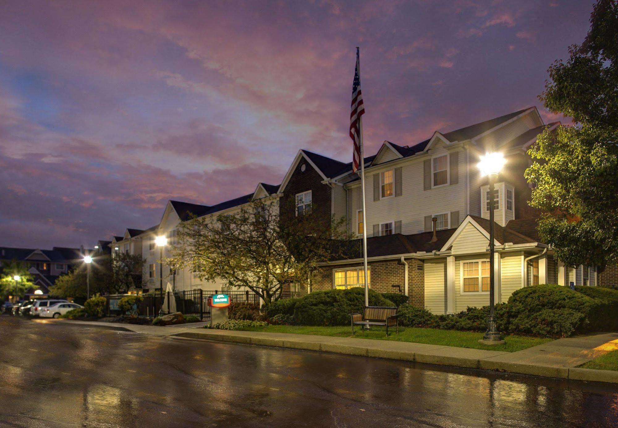 Mainstay Suites Columbus Worthington Exterior photo